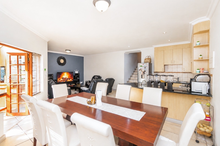 3 Bedroom Property for Sale in Landsmeer Residential Estate North West